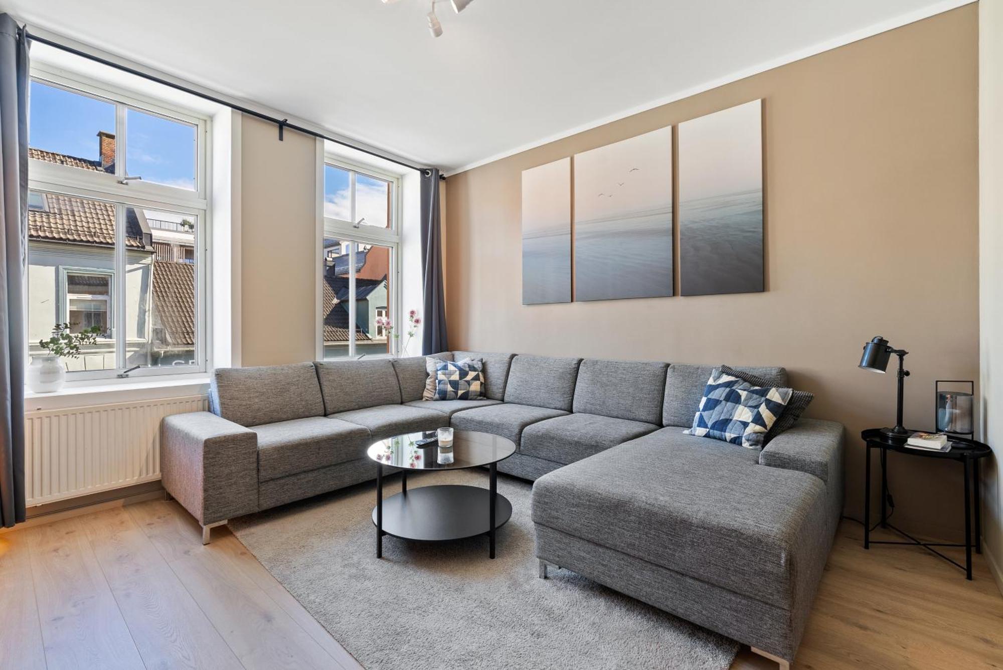 Ny Sentral Og Moderne Leilighet Кристиансан Екстериор снимка
